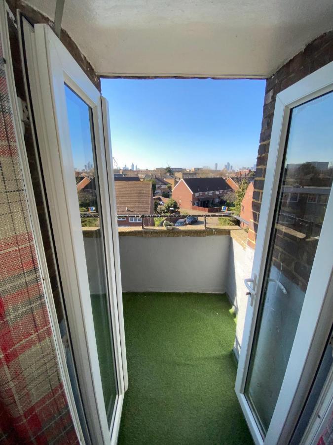 Bright, Spacious, Modern Interior Decor 2 Bedrooms Apartment With Amazing Views London Bagian luar foto
