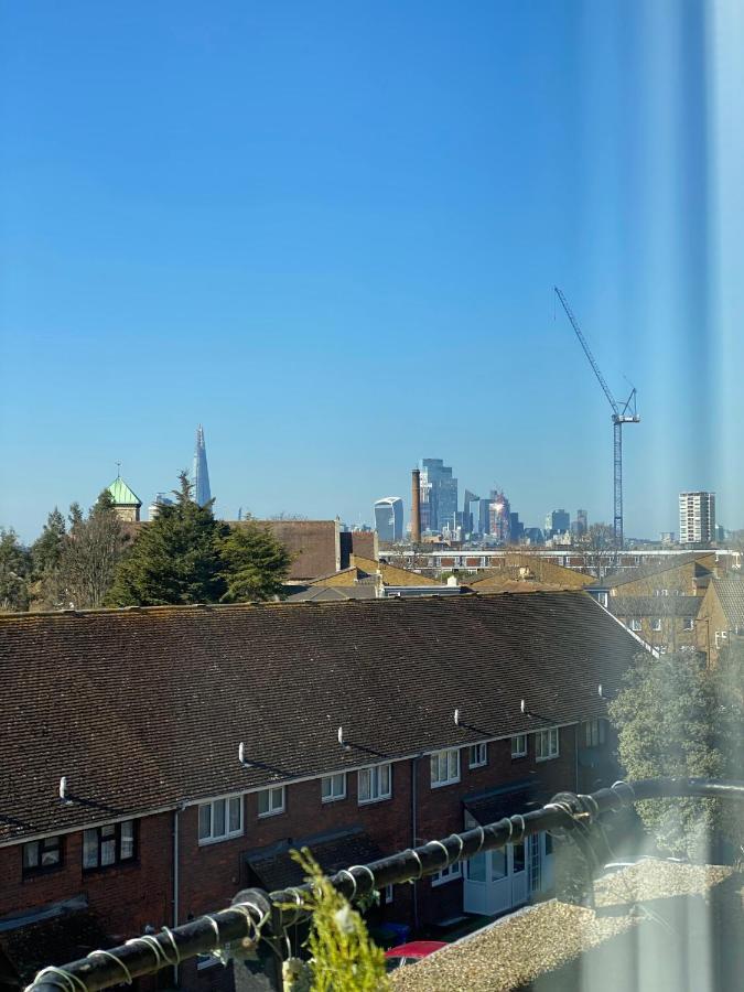 Bright, Spacious, Modern Interior Decor 2 Bedrooms Apartment With Amazing Views London Bagian luar foto